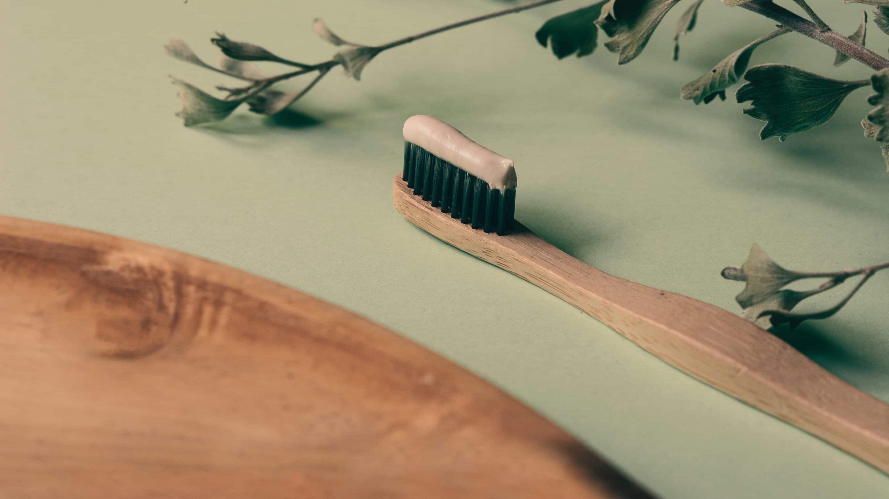 Dentifrice naturel, comment bien le choisir ?