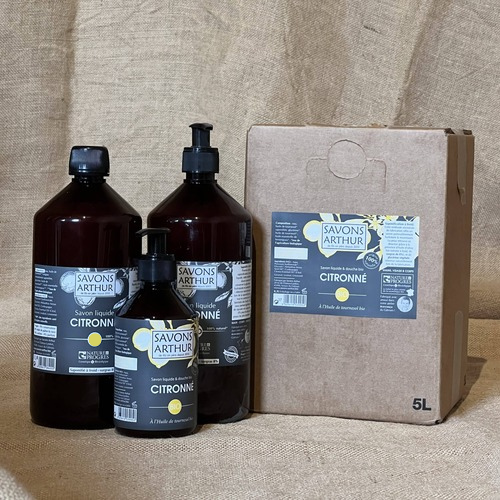 Savon et shampoing liquide à froid tous types de peau. Surgras 8%