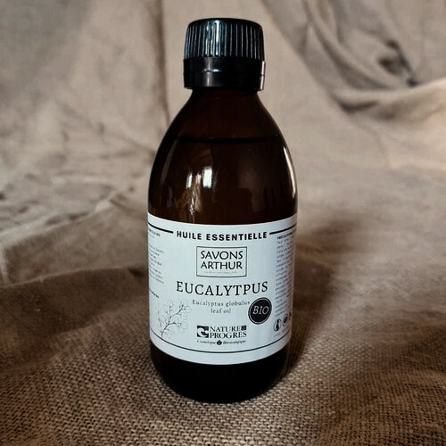 Eucalyptus globulus, huile essentielle 80% BIO d'Espagne